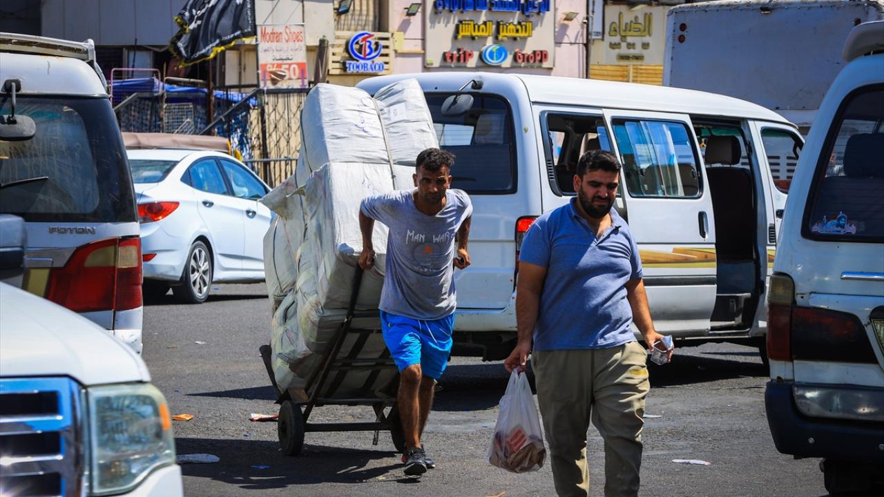 "Çalışma saatlerimi yakıcı güneşin altında geçirmek zorunda kalıyorum"