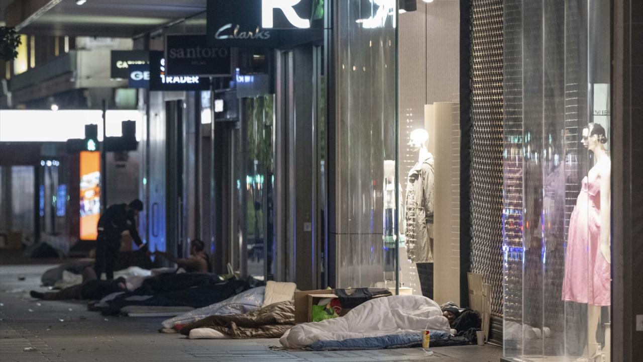 "Önümüzdeki aylarda daha fazla insan evsiz kalabilir"