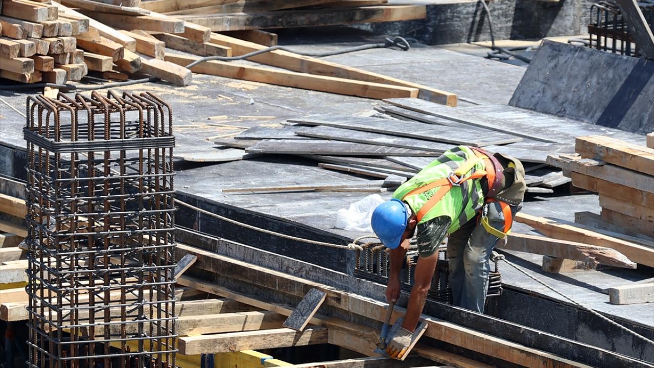 "Beyoğlu`nun diğer bölgelerinde de dönüşümü hızlandırıyoruz"