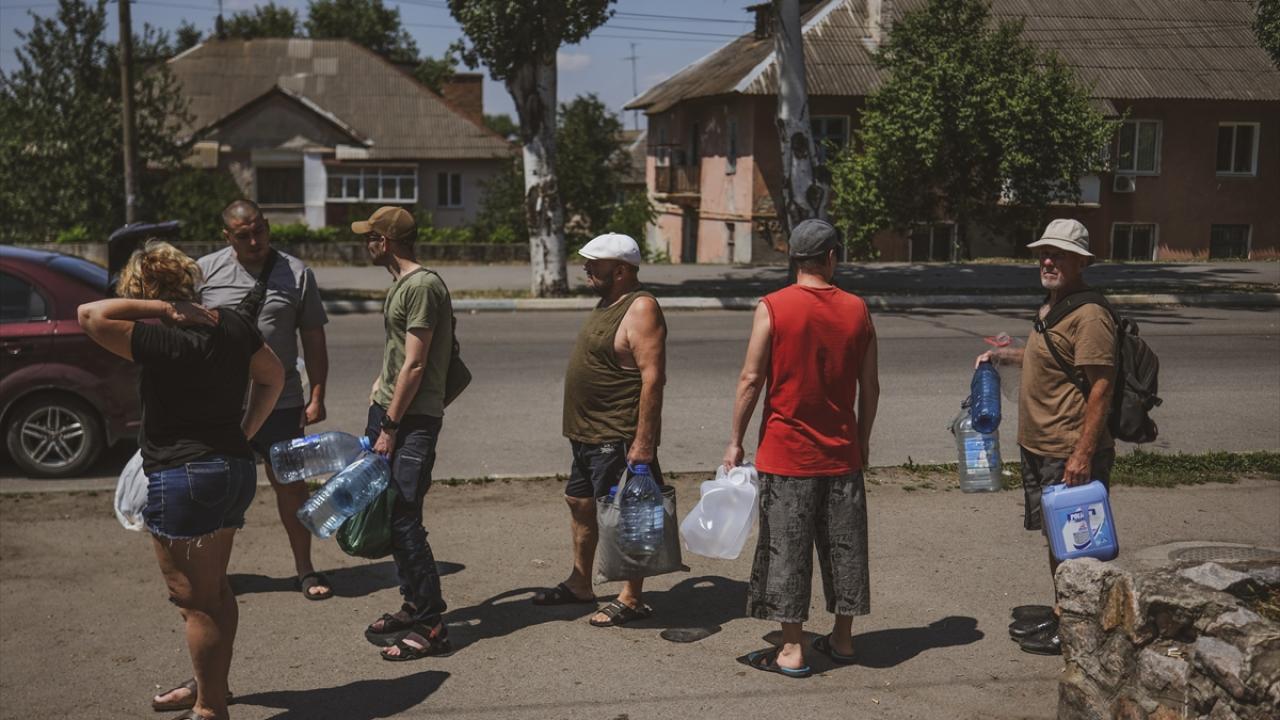 "Su, Zaporijye ve Kremençug`dan getiriliyor"