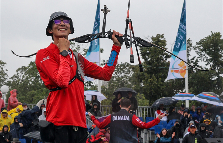 "Paris`te yine milletimizin yüzünü güldürecektir"