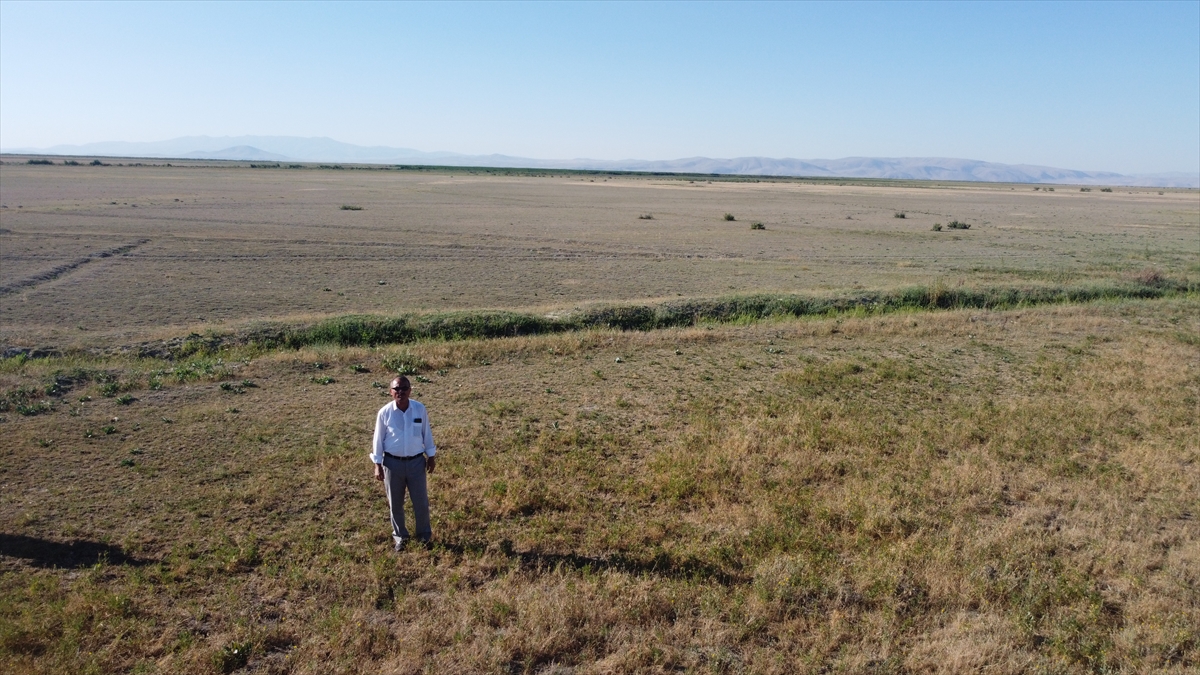 "Su var, tamamen kurumuş değil"