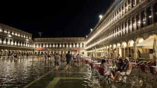 Tehlike Altındaki Dünya Mirası Listesi genişliyor: Venedik de alınsın teklifi