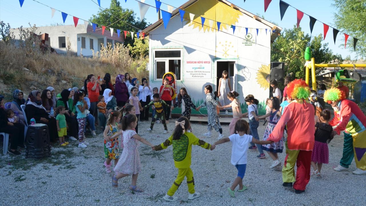 Ortak temenni Melek`in yeniden gülmesi
