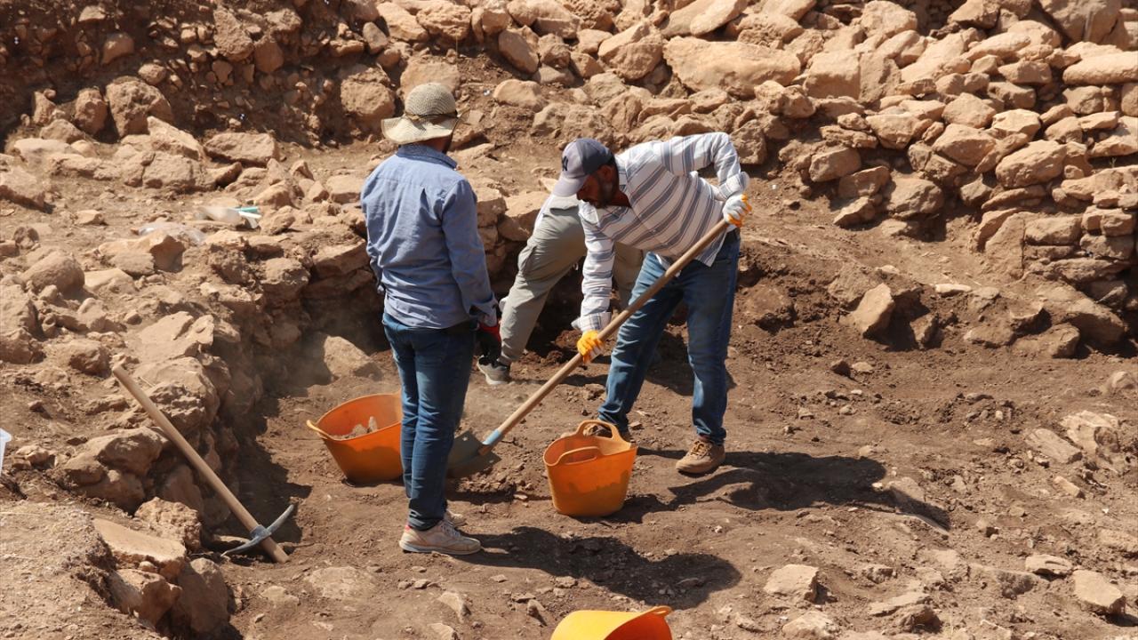Geçici çatı projesi hayata geçiyor