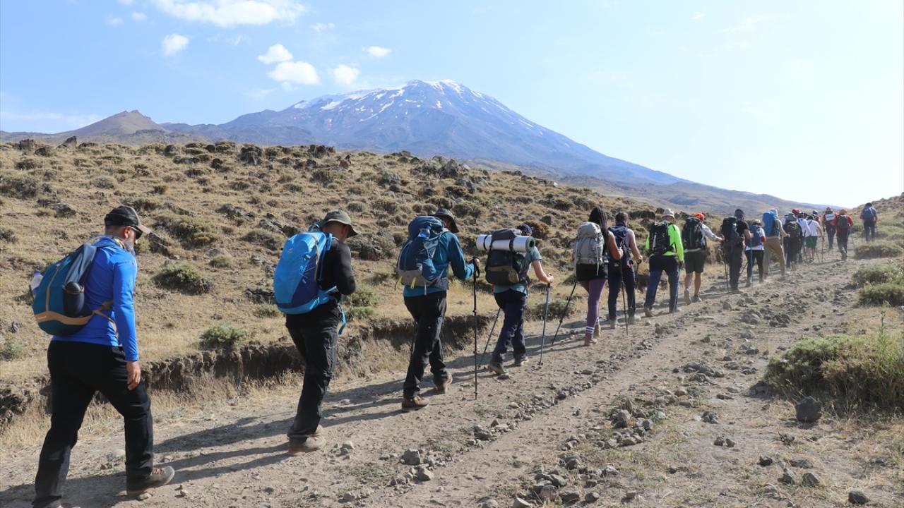 "Yukarı doğru çıktıkça buzullarda rüzgarlara maruz kaldık"