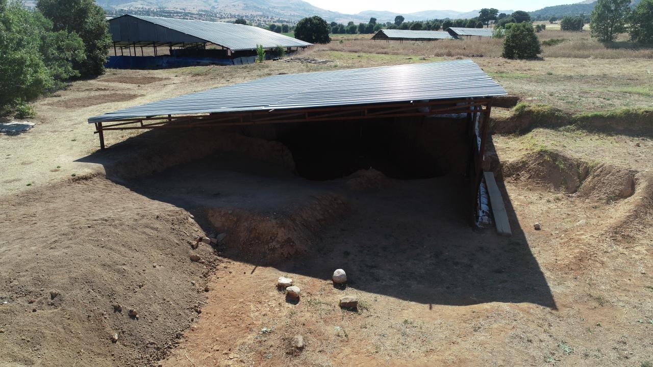 Silonun 150 ton tahılla doldurulduğu tahmin ediliyor