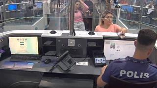 İranlı yolcu üzerine gizlediği 30 milyon TL'lik pırlanta ile yakalandı