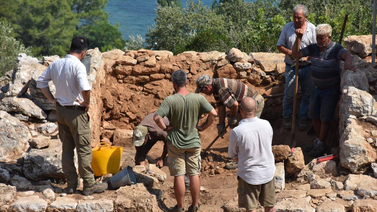 "Mekanların tabanlarında büyük yangın tabakası tespit ettik"