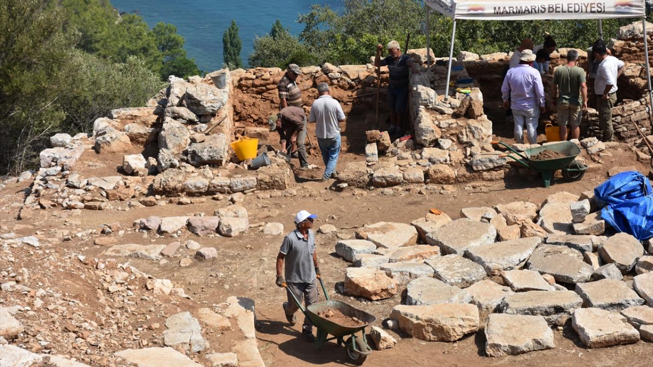 "Amos`un tarihi günümüzden 3 bin yıl öncesine kadar geriye gitmektedir"