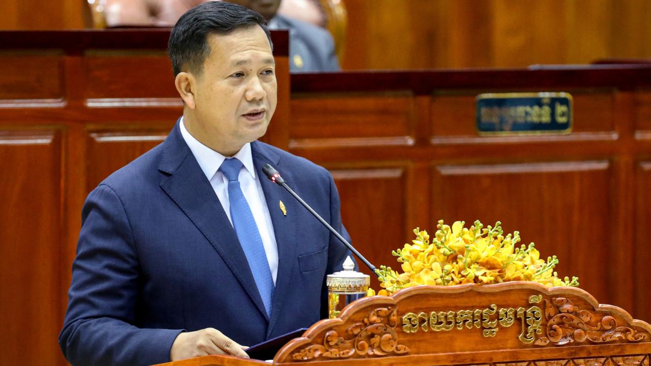 Kamboçya'nın yeni başbakanı Hun Manet görevi resmen devraldı