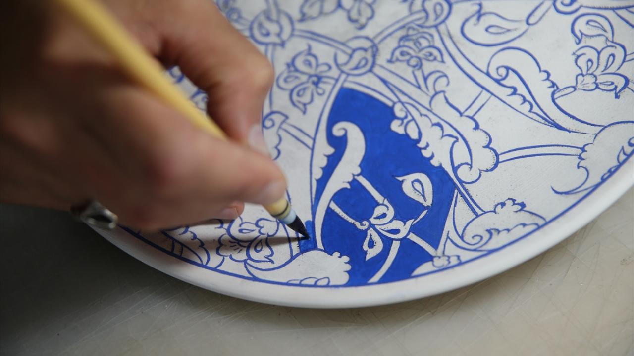 Devlet desteğiyle çini sanatını yaygınlaştırmaya çalışıyor