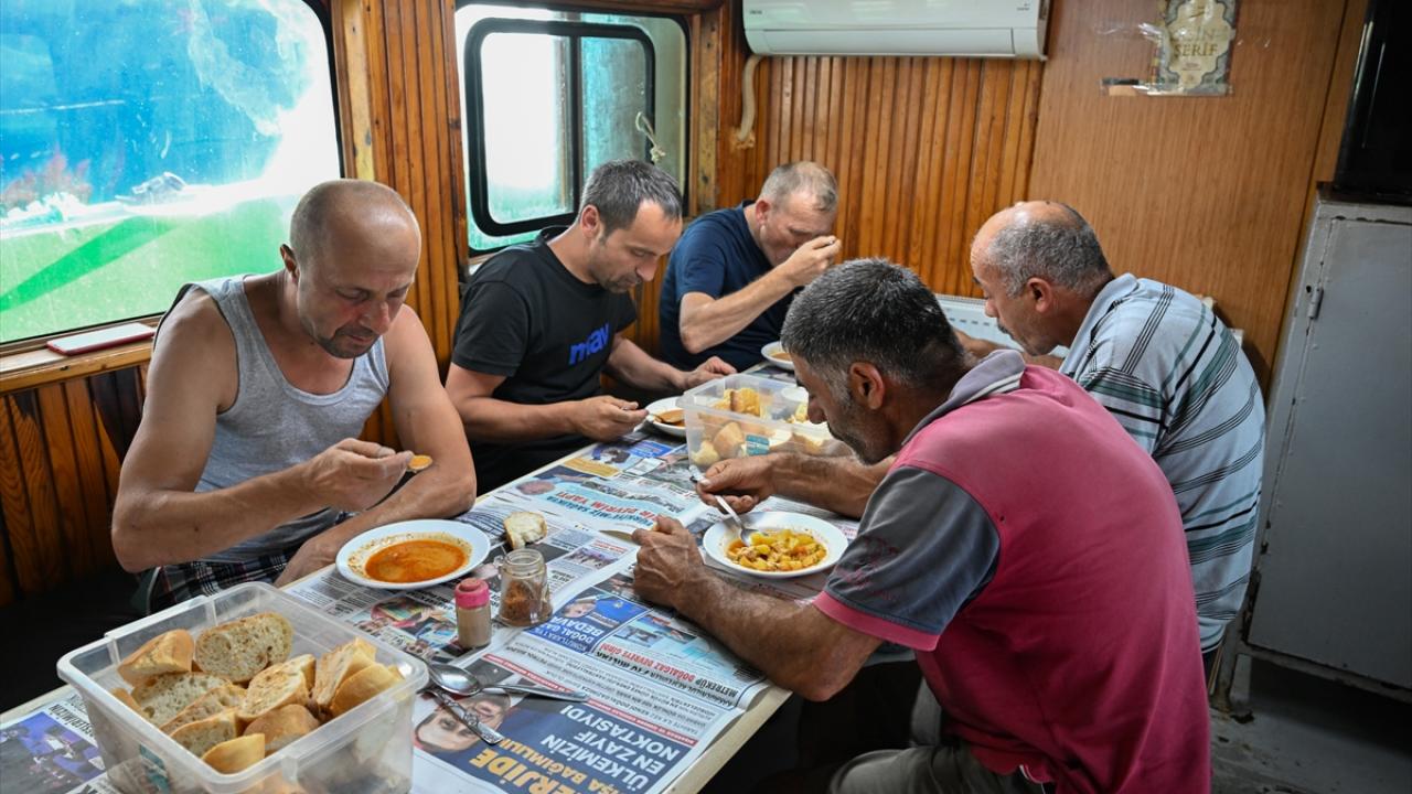 "Tekne bizim bir evimiz oluyor"