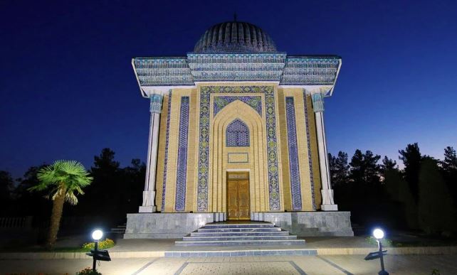 Mirziyoyev, ekonomik reformlar, açıklık ve iyi komşuluk politikasıyla yeni dönem başlattı