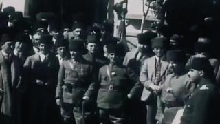 Atatürk'ün Büyük Zafer sonrası TBMM ziyaretinden nadir görüntüler