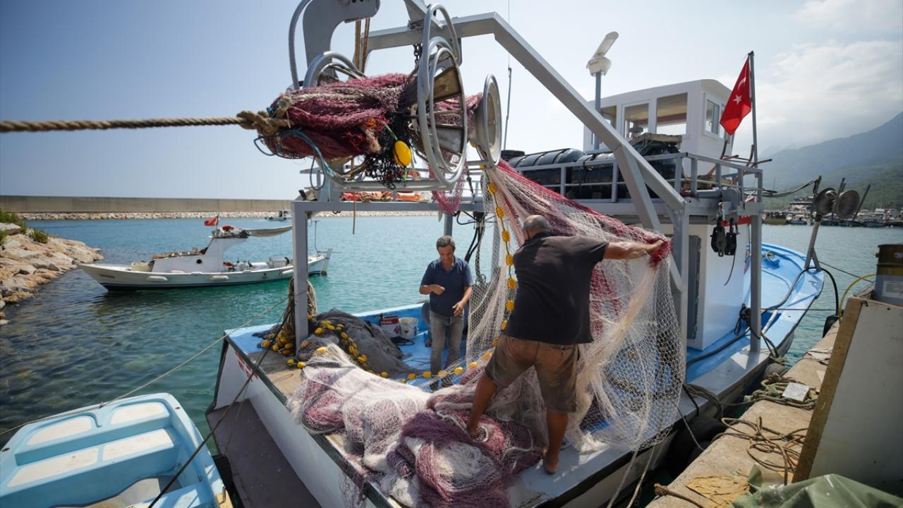 Balıkçılar yeni sezona hazır