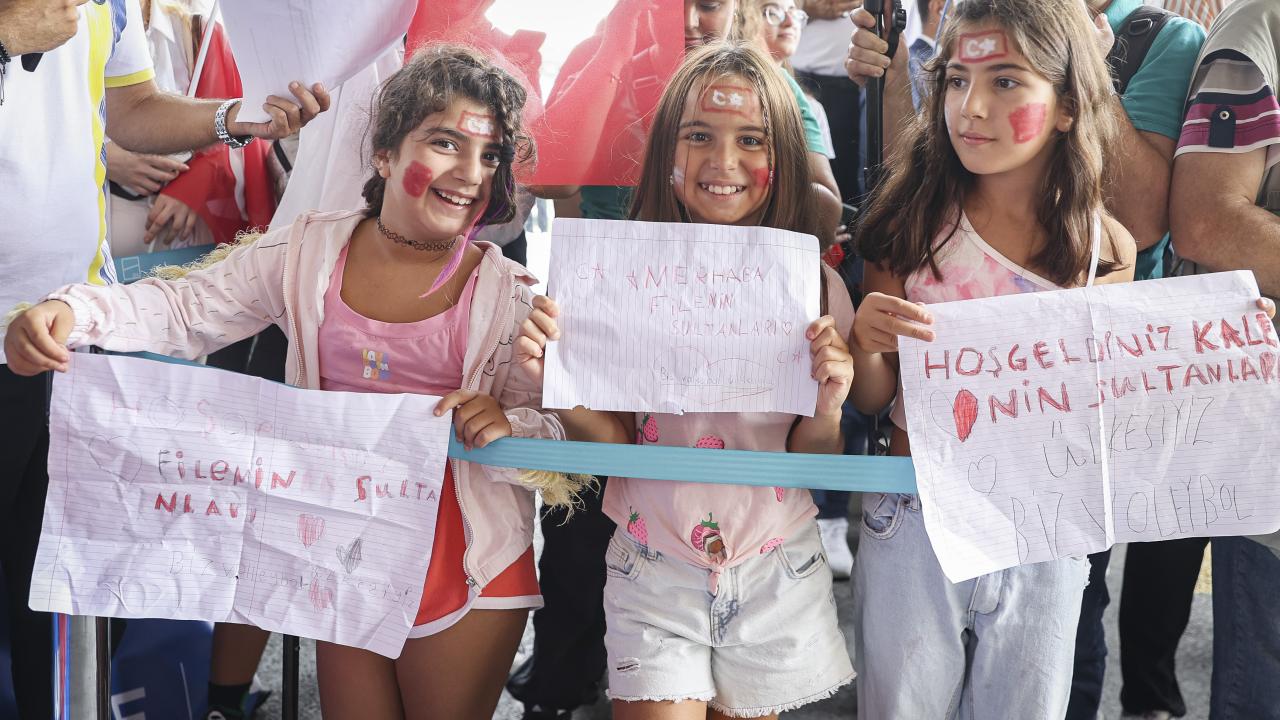 Gizem Örge: "Bu başarı bize ilaç gibi geldi"