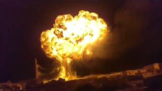 Akaryakıt istasyonunda patlama