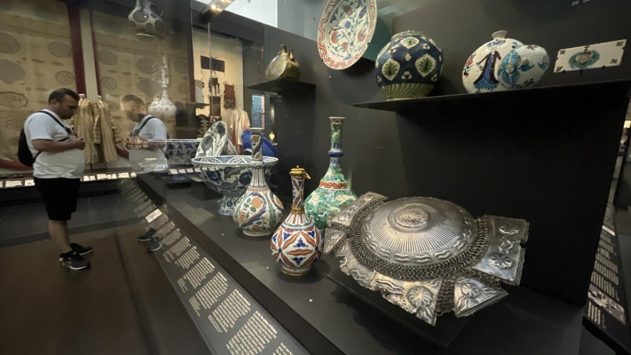 Eyüp Sultan çinileri Victoria ve Albert`ta