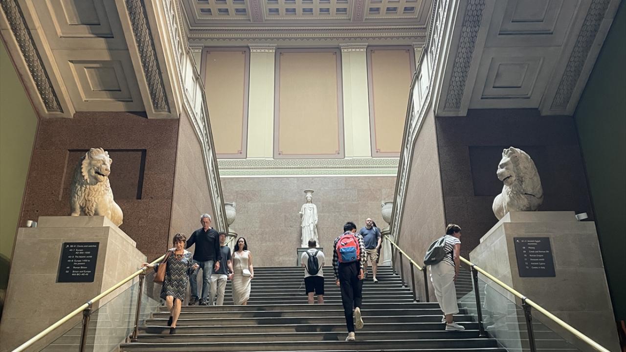 Çalıntı haberleri ülkeleri harekete geçirdi