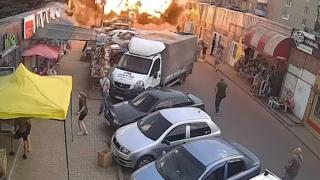 Ukrayna'da sivil yerleşim yerine saldırı