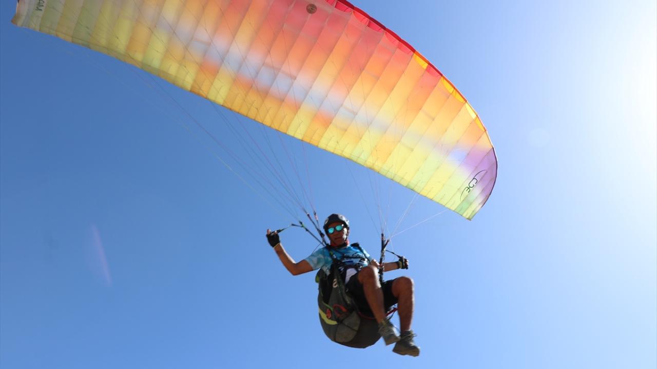 "Yamaç paraşütüyle ilgilenen tüm arkadaşlarımızı buraya bekliyoruz"