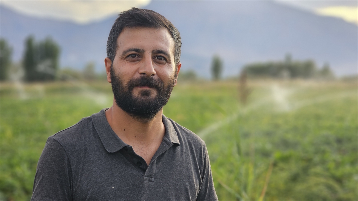 "Toprağı yormadan bitkilerin su ihtiyacını karşılıyoruz"