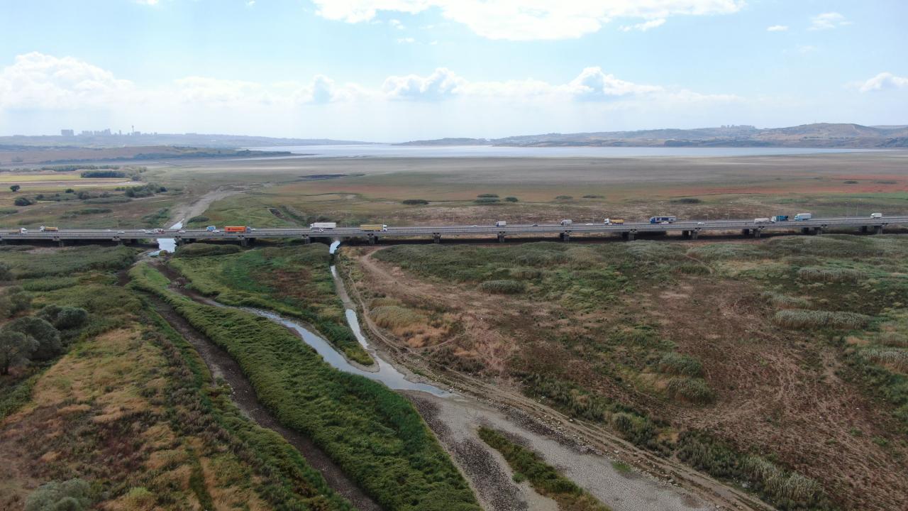 Baraj gölünde korkutan görüntüler