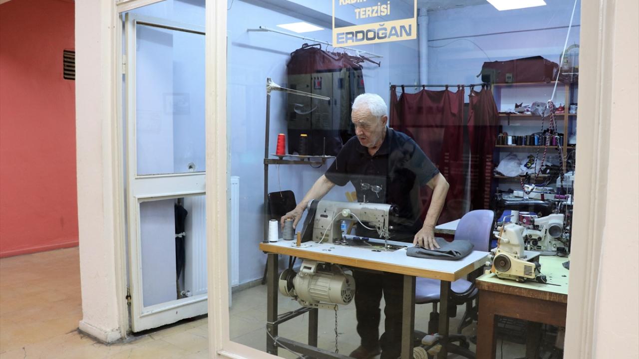 "Eskiden dükkan açmak çok zordu"