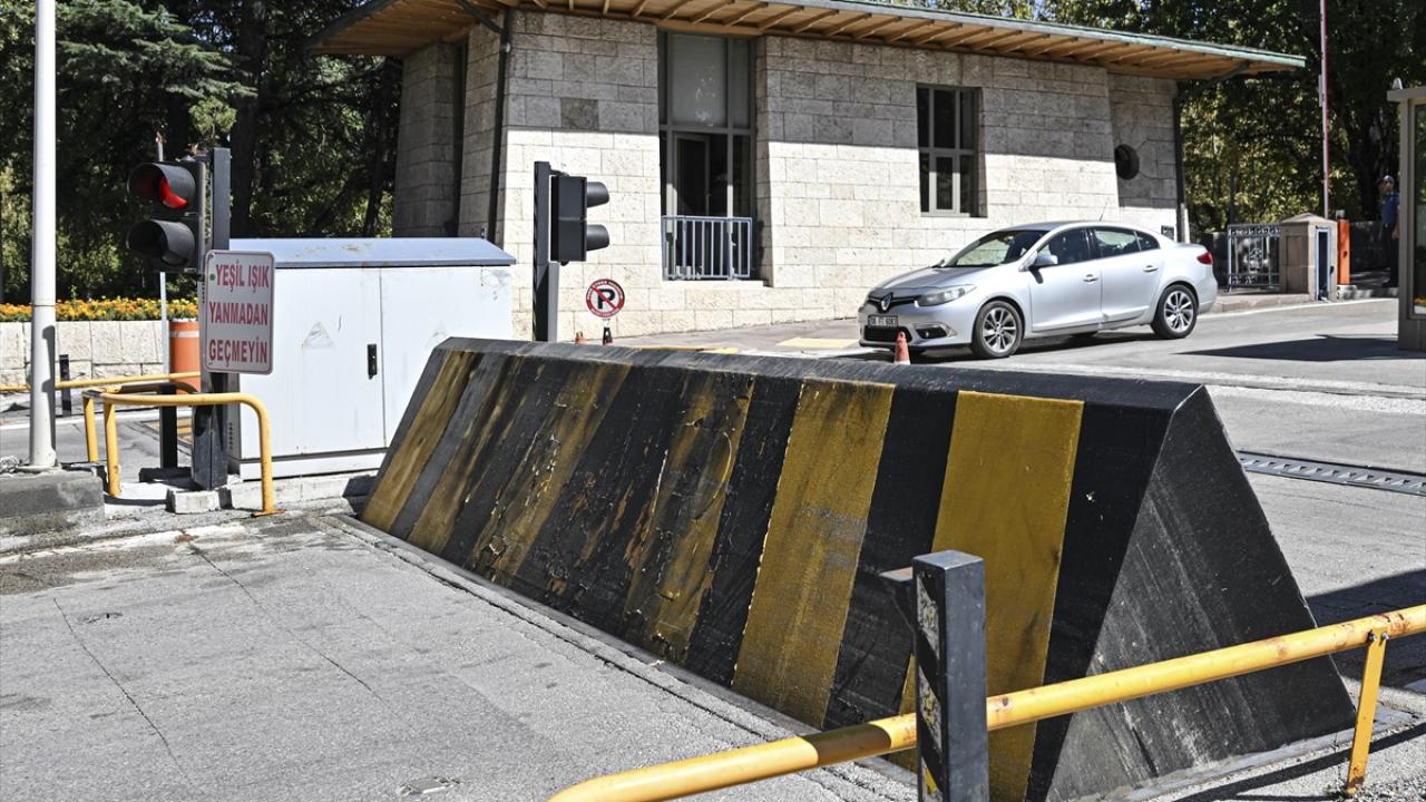 Plaka kaydı olmadan giriş yapılamıyor