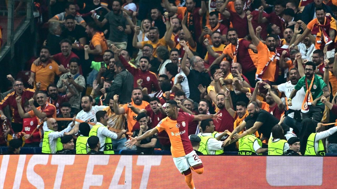 GOL - 89 TETE EŞİTLİĞİ SAĞLADI