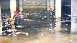 Kurbağa adamlar Libya'da