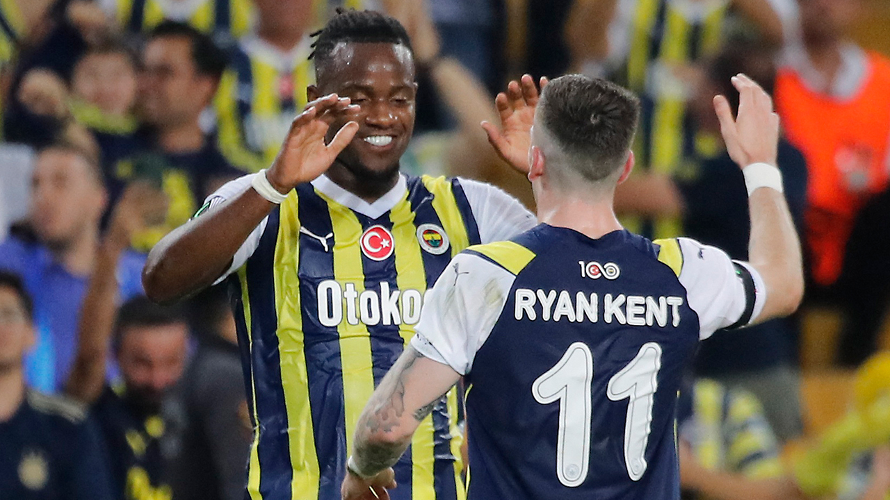 GOL - 30. dakikada Batshuayi farkı 2`ye çıkardı. 