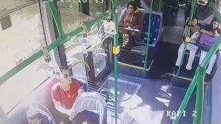 Başakşehir'de devrilen İETT otobüsünün yeni görüntüleri ortaya çıktı