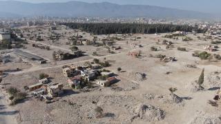 Hatay'da vatandaşlar yıllarca yaşadığı sokakları tanıyamaz hale geldi