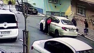 Çocuğa çarptı, panikle el frenini unuttu: Kayan aracı başka bir çocuk durdurdu