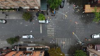 New York'ta su baskınları nedeniyle olağanüstü hal ilan edildi