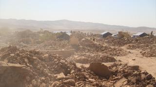 Afganistan'daki depremlerden sonra arama kurtarma çalışmaları sürüyor