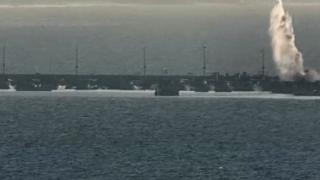 İsrail ordusu Gazze'nin kıyı şeridini vurdu