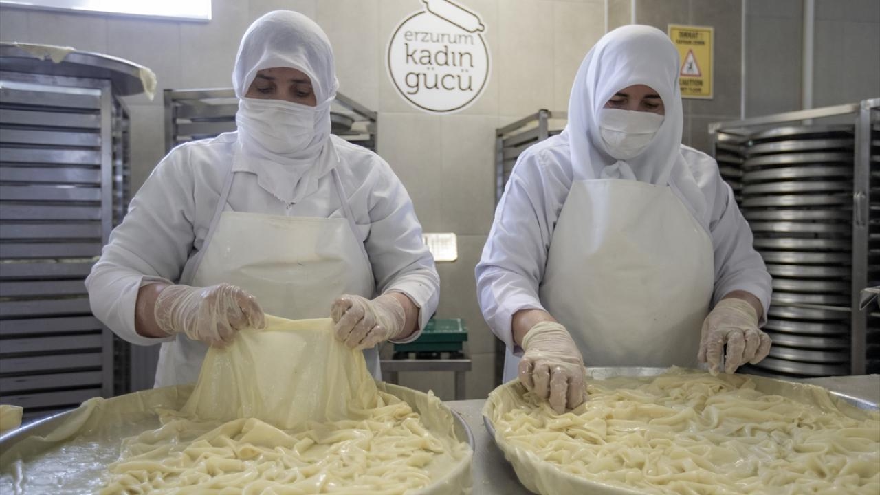 "Firma sahibi bir erkek ama gücünü kadından alıyor"