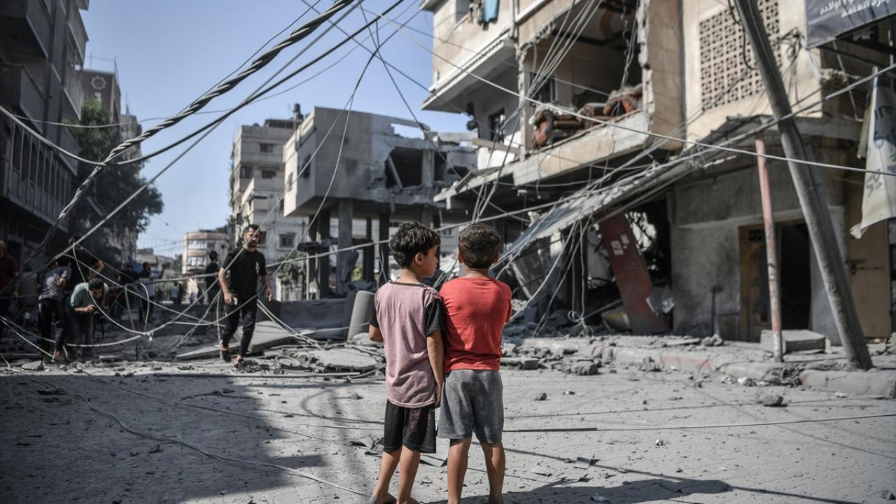 Saldırılarda ölenlerin sayısı 1055`e yükseldi