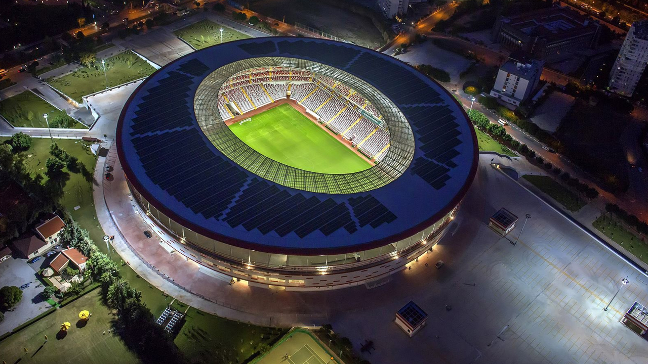 Antalya Corendon Airlines Park: 32 bin 537