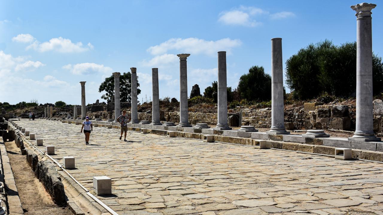 Syedra Antik Kenti`nin geçmişi gün yüzüne çıkarılıyor
