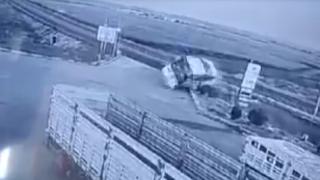 Şanlıurfa'da yolcu otobüsü devrildi: 2 ölü, 25 yaralı