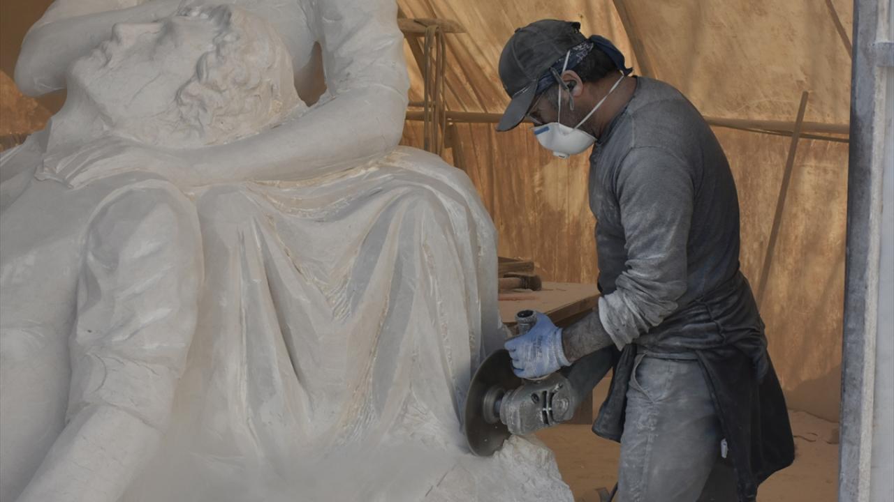 "Her renk ve dokuda mermer görebiliyoruz"