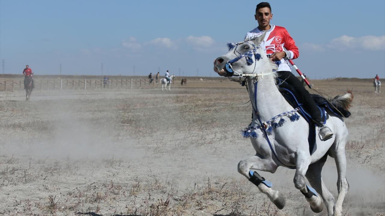 "6 kulübümüz var"