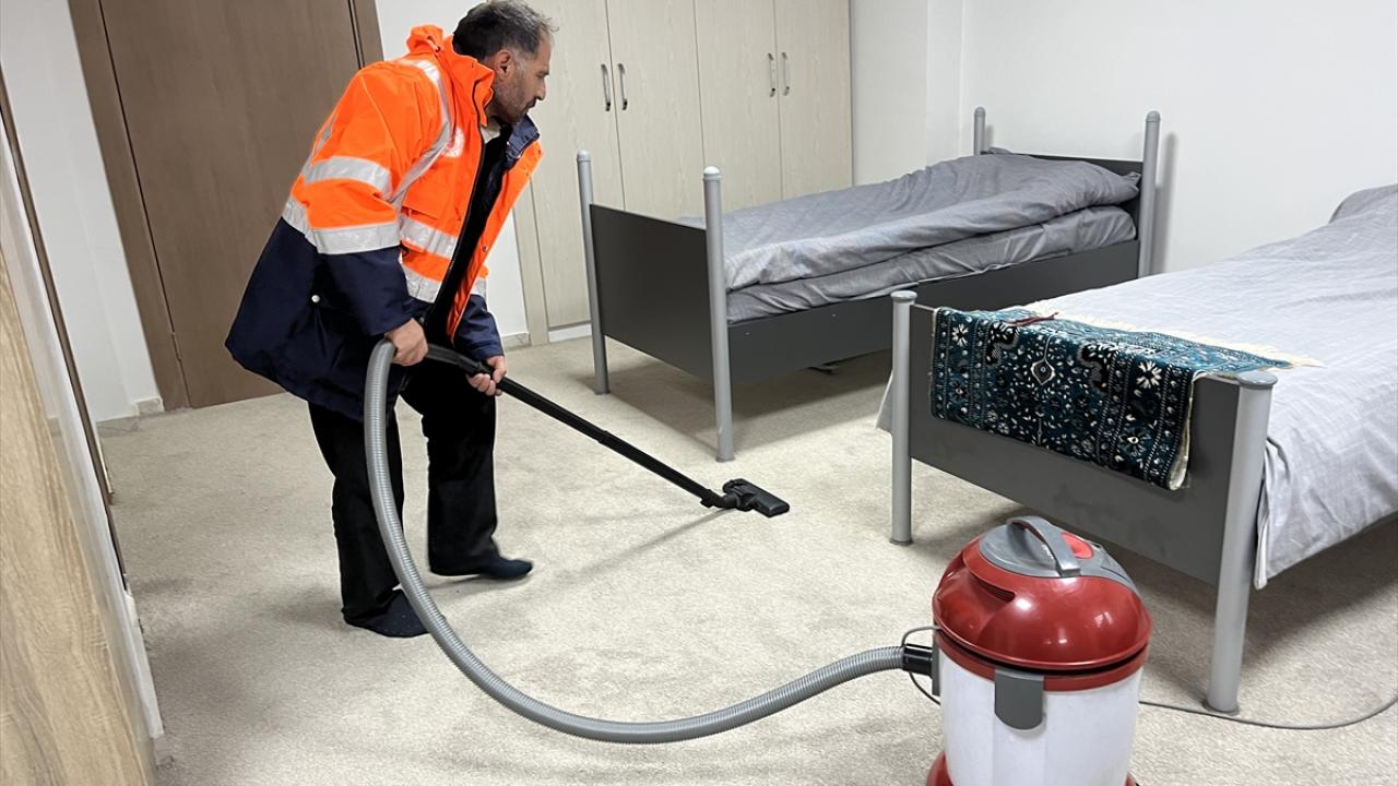 Mahsur kalanlar bakımevlerinde misafir edilecek