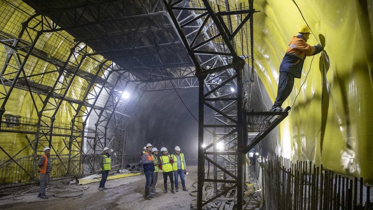 "Geriye 4 bin 900 metrelik kısım kaldı"