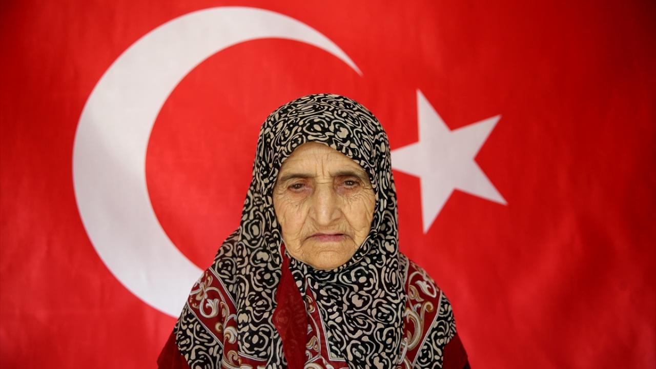  "Allah vatana zeval vermesin"