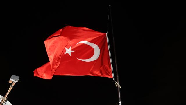 T�rkiye'de 3 g�nl�k milli yas ilan edildi